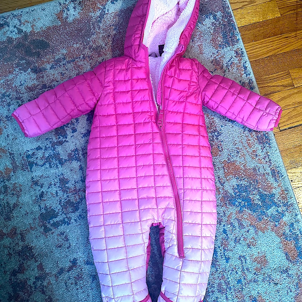 Snozu one piece snowsuit outerwear. NWOT. 24 months.
